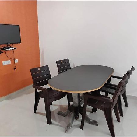马迪凯里House Tully别墅 外观 照片